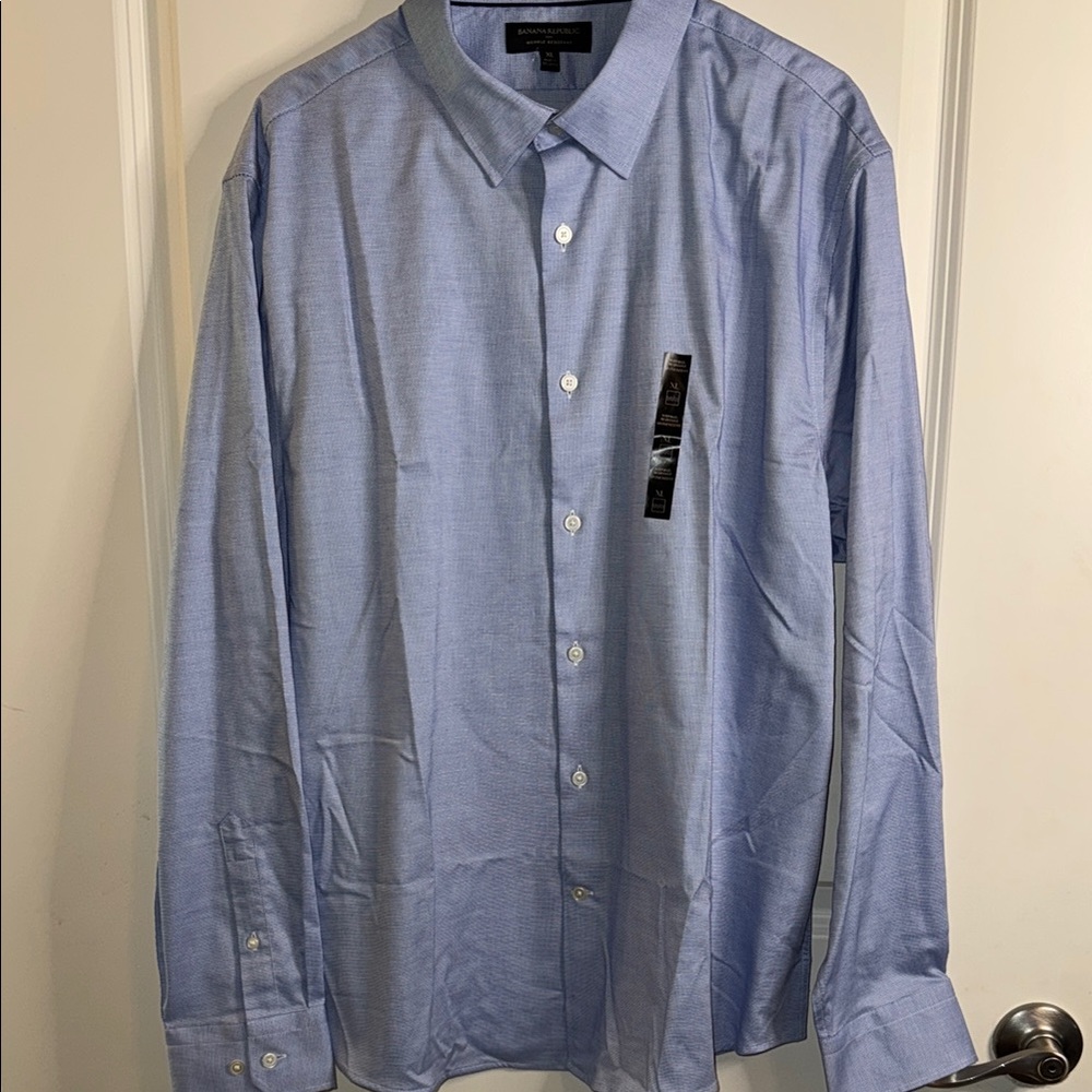 Banana Republic Light Blue Dress Shirt
